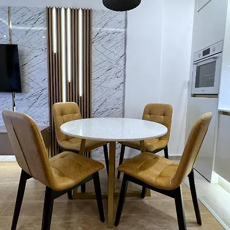 Pleasure Lux Gold شقة كوباونيك