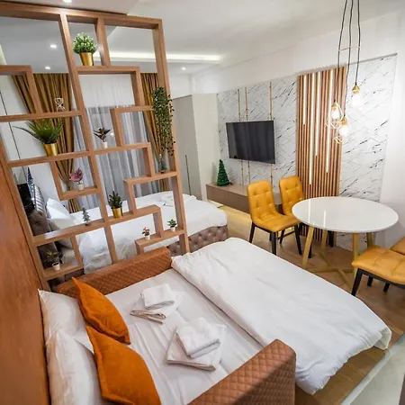 Pleasure Lux Gold * كوباونيك